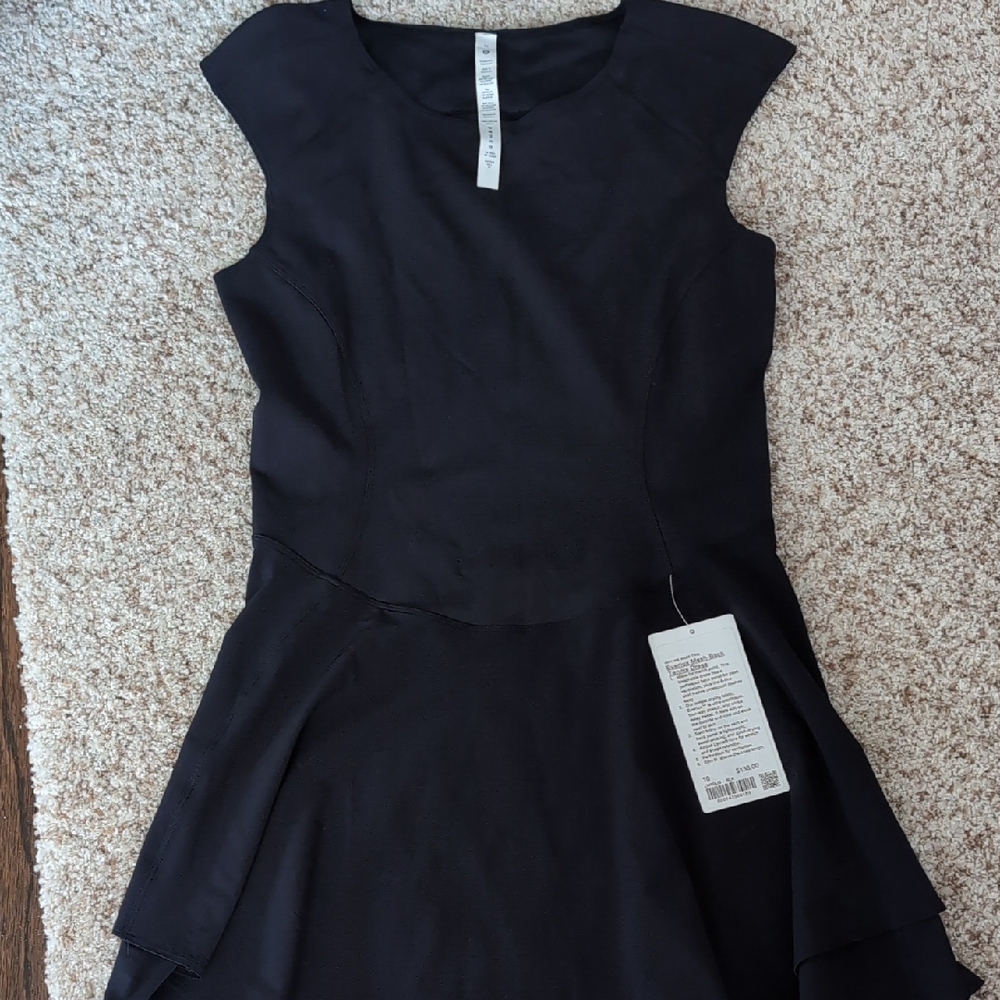 Lululemon athletica Everlux Mesh Back Tennis Dress.  NWT